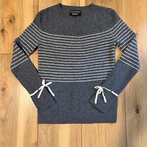 Banana Republic Filpucci Cashmere Merino Sweater Stripe Ribbed Tie
Bow - size M